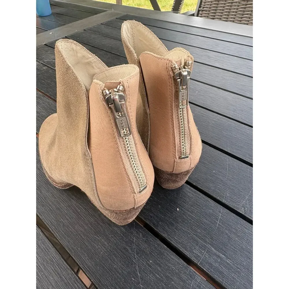 Chocolat Blu Calf Suede Leather Ankle Boots Size 7 Taupe Western Booties